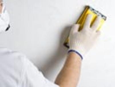 Практичный выбор для ремонта — покраска стен в квартире: дизайн, фото примеры и виды краски Окраска гостиной в два цвета